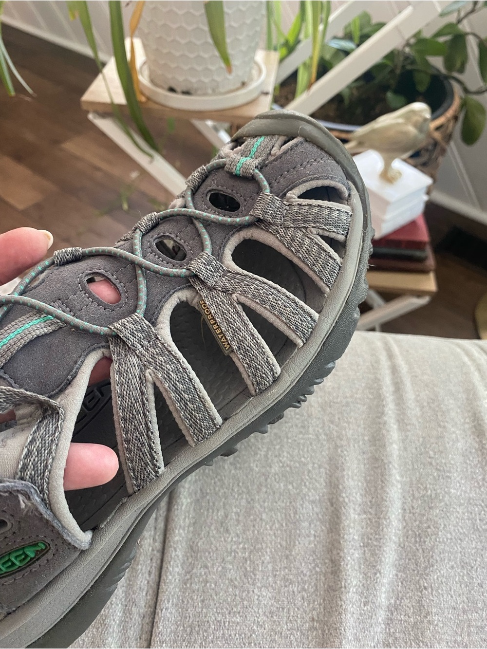 KEEN Women's Gray Sport Sandals with Teal Accents size 7 EXCELLENT CONDITION! - Picture 5 of 14